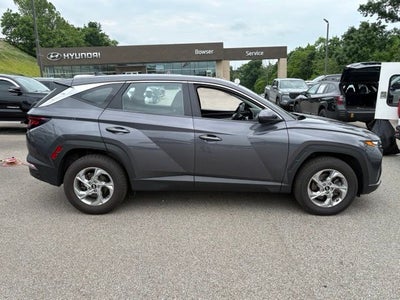 2022 Hyundai TUCSON SE