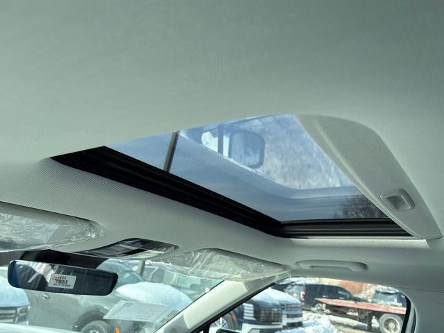 2026 Hyundai PALISADE HYBRID SEL Premium 8P