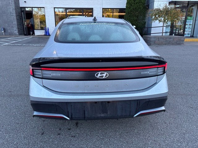 2025 Hyundai SONATA SE