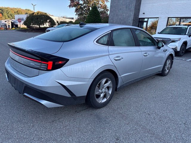 2025 Hyundai SONATA SE