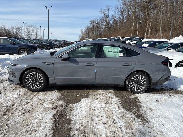 2026 Hyundai SONATA HYBRID SEL