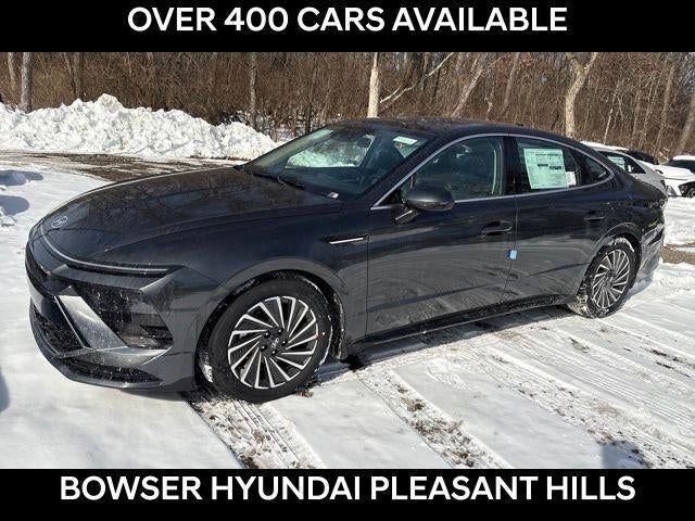 2026 Hyundai SONATA HYBRID SEL