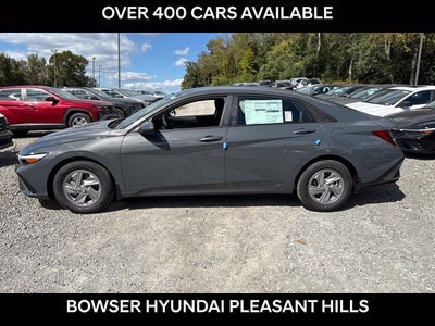 2026 Hyundai ELANTRA SE