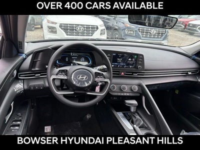 2026 Hyundai ELANTRA SE