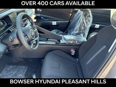 2026 Hyundai ELANTRA SE
