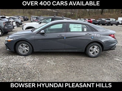 2026 Hyundai ELANTRA SE
