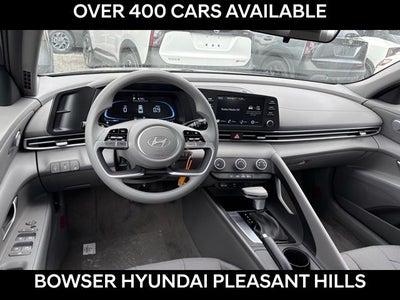 2026 Hyundai ELANTRA SE