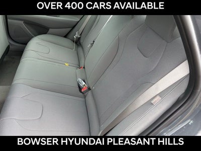 2026 Hyundai ELANTRA SE