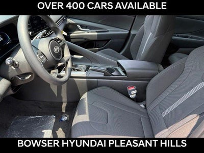 2026 Hyundai ELANTRA SE