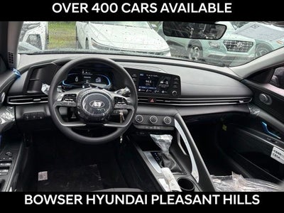 2026 Hyundai ELANTRA SE