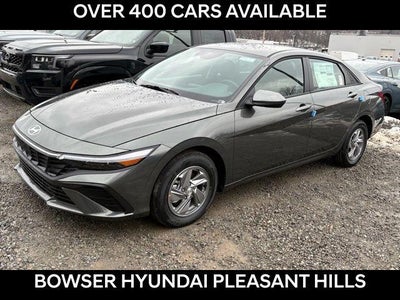 2026 Hyundai ELANTRA SE