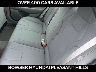 2026 Hyundai ELANTRA SE