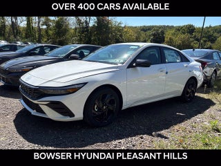 2026 Hyundai ELANTRA SE