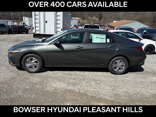 2026 Hyundai ELANTRA SE