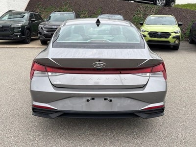 2023 Hyundai ELANTRA SEL
