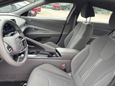 2023 Hyundai ELANTRA SEL