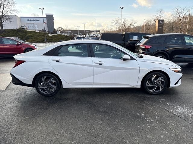 2025 Hyundai ELANTRA Limited