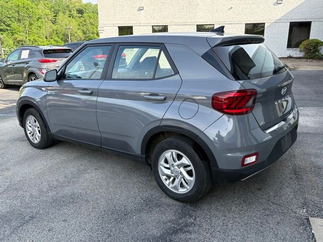 2022 Hyundai VENUE SE