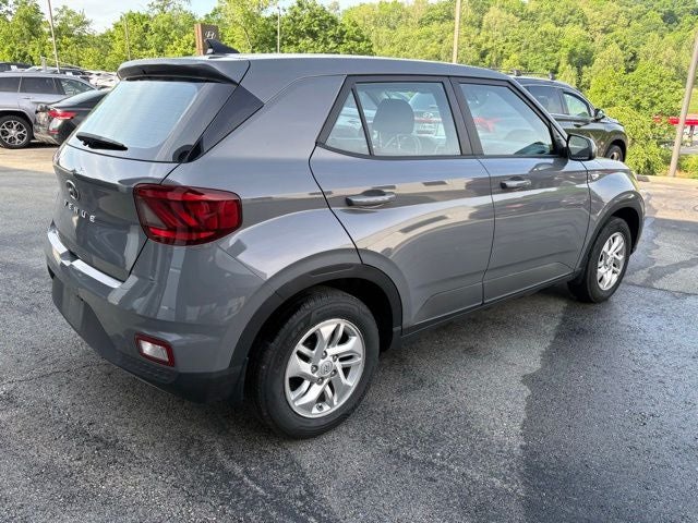 2022 Hyundai VENUE SE