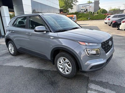 2022 Hyundai VENUE SE