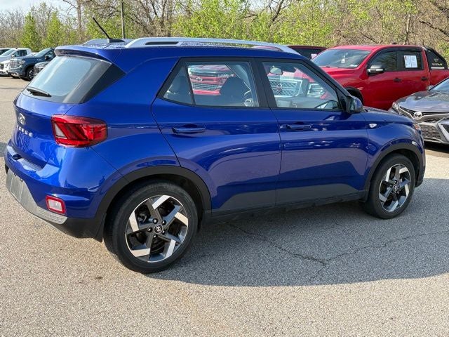 2023 Hyundai VENUE SEL