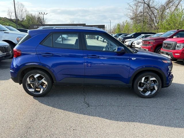 2023 Hyundai VENUE SEL