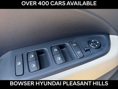 2026 Hyundai VENUE SEL W/Two-Tone Roof