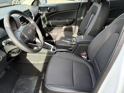 2026 Hyundai VENUE SEL W/Two-Tone Roof