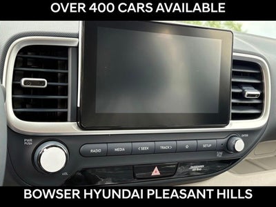 2026 Hyundai VENUE SEL W/Two-Tone Roof