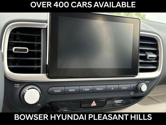 2026 Hyundai VENUE SEL W/Two-Tone Roof