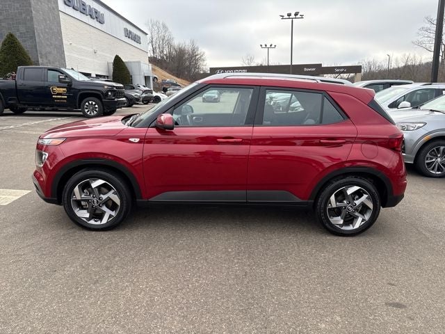 2025 Hyundai VENUE SEL