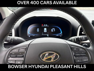 2026 Hyundai VENUE SEL W/Two-Tone Roof