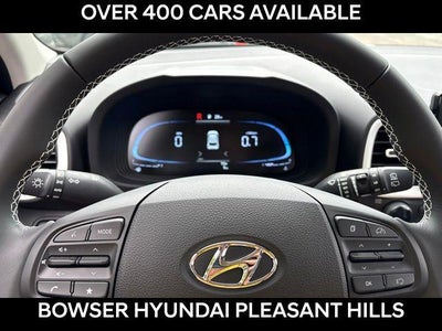 2026 Hyundai VENUE SEL W/Two-Tone Roof