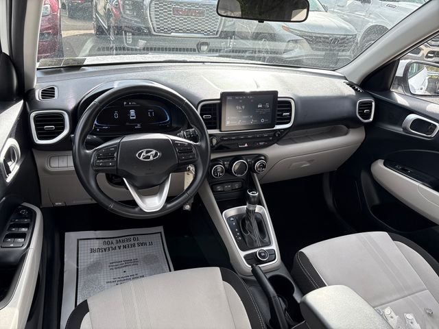 2023 Hyundai VENUE SEL