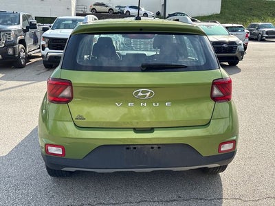 2024 Hyundai VENUE SEL