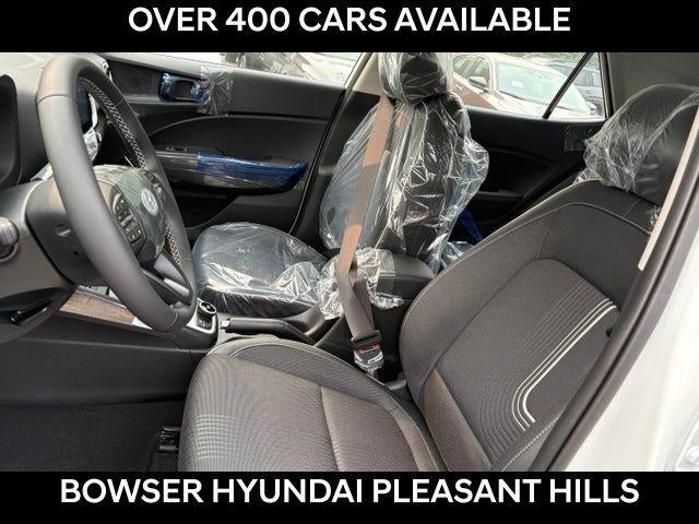 2026 Hyundai VENUE SEL W/Two-Tone Roof